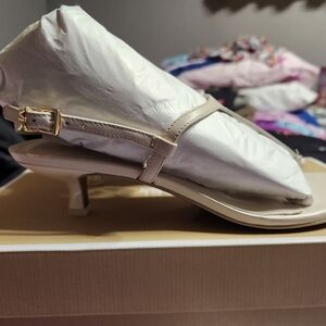 Tasha Cream Kitten Heel Sandals Michael Kors Size 7! New In Box